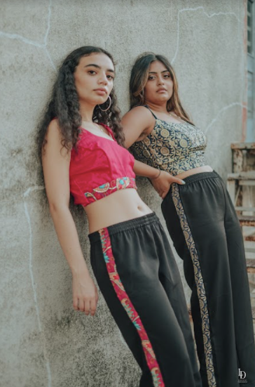 Pink Embroidered Crop Top with Detachable Sleeves